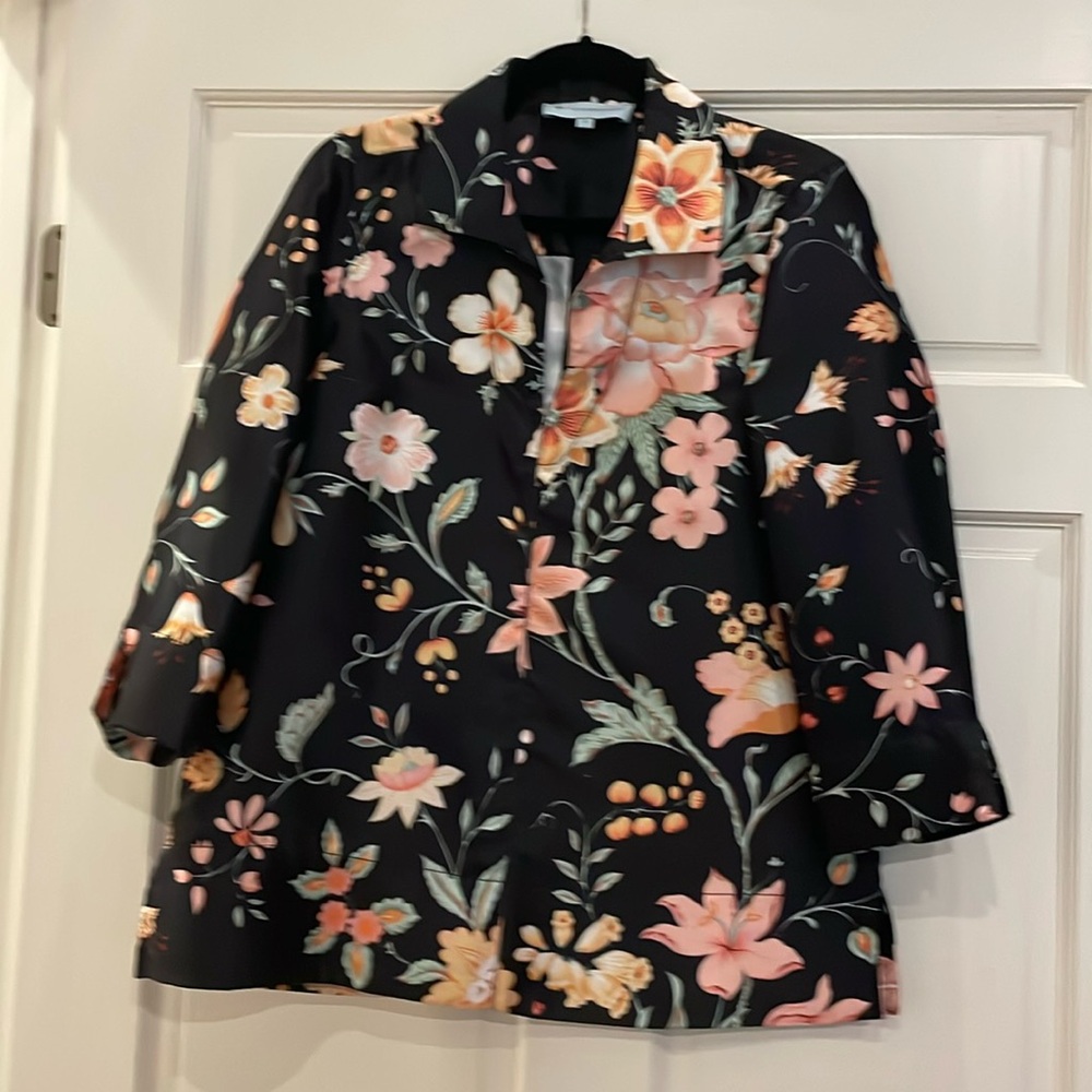 Tuckernuck Black Floral Margot Too Popover Shirt Blouse Size Small Satin Tunic
